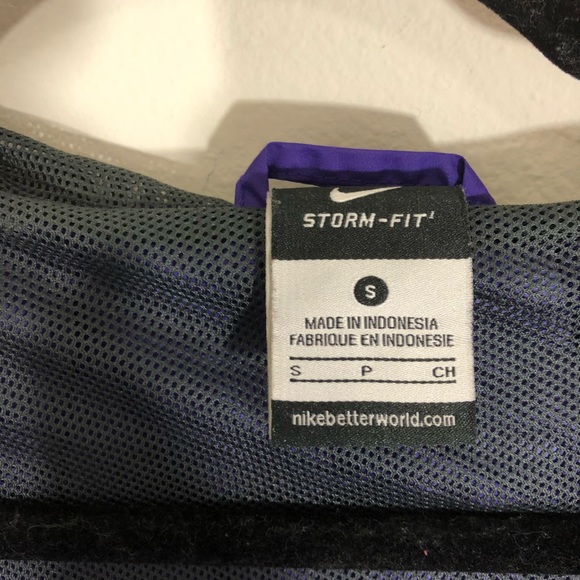 Nike Storm Fit Purple Track Rain Jacket Size Small - Picture 8 of 8